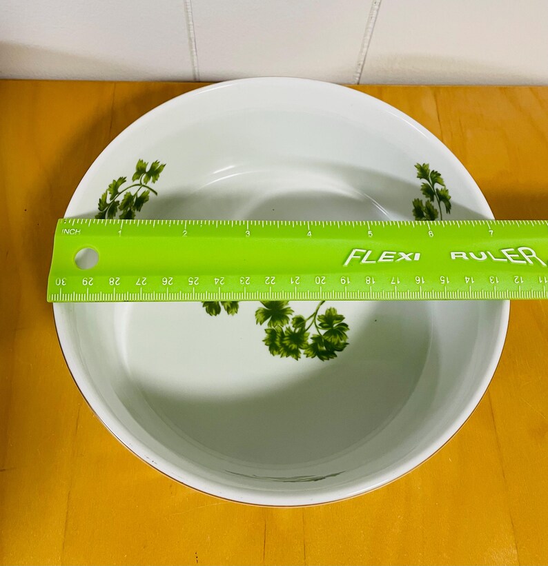 Articles de Service :: Bols, Assiettes et Plateaux Stokes