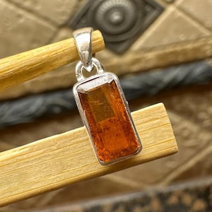 Natural Orange Kyanite 925 Solid Sterling Silver Unisex Pendant 18mm
