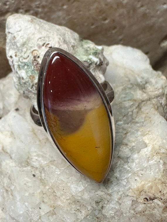 Bague En Argent 925 Sertie De Jaspe Mookaite Naturel D'Australie - Taille 8, Forme Marquise - Faite Main