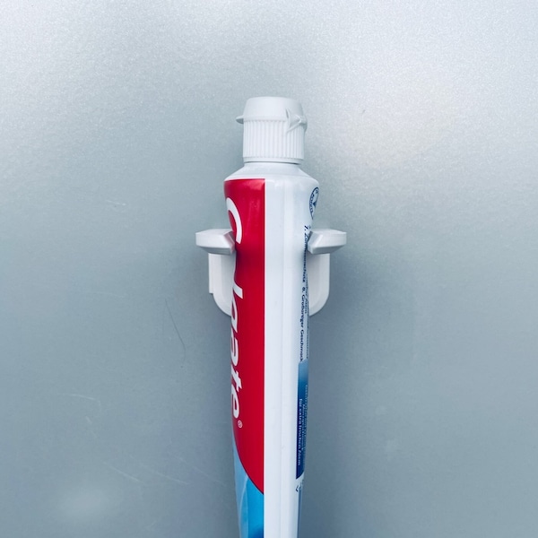 Handgefertigte 3D-gedruckte PLA Wandhalterung für Zahnpastatuben - Ordnung im Badezimmer kleben statt bohren [3D-Druck]