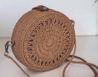 Crochet Pattern Round Bag with Raffia