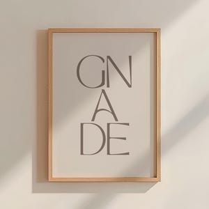 Gnade | Christliches Poster | Wanddeko | Bibelvers | Deutsch | minimalistisch | Wandposter | A4 & A3 | Geschenk Braun