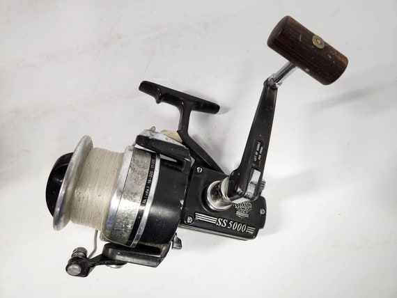 Vintage Daiwa SS5000 Spinning Reel Fishing Japan Angler Outdoors Sportsman  