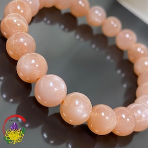 Natural Peach Moonstone / Sunstone Crystal Bracelet, 8mm+ Flashy Peach Moonstone / Sunstone | Happiness and Calming Bracelet | Perfect Gift