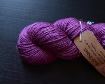 Superwash Merino Wool 4ply DK 246yards 100g Naturally dyed with botanical materials.