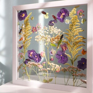 Pressed flower frame 17