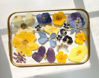 Pressed flower frame 32
