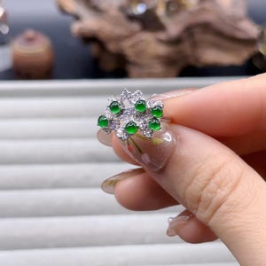 Anillo de jadeíta, anillo de jadeíta verde imperial, anillo de jadeíta de plata de ley 925.