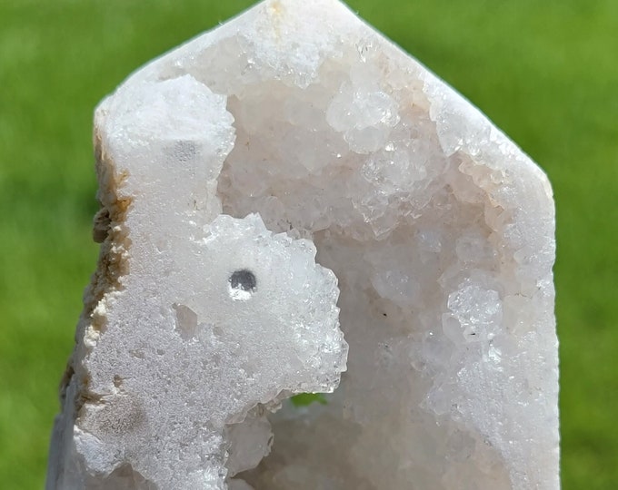 Druzy White Geode Crystal Tower