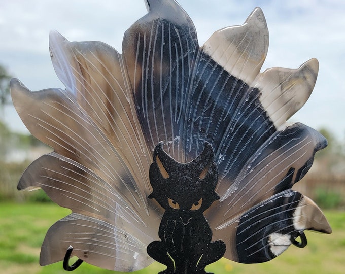 Volcano Agate Crystal Nine-tailed Fox *UV