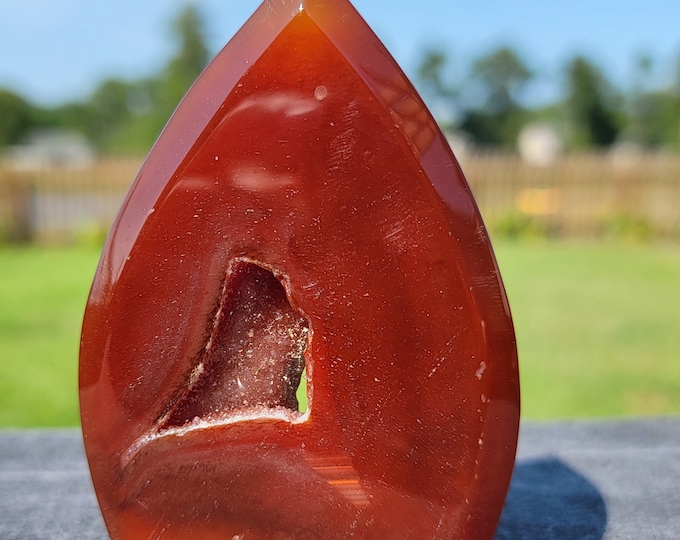 Carnelian Red Agate Crystal Mountains