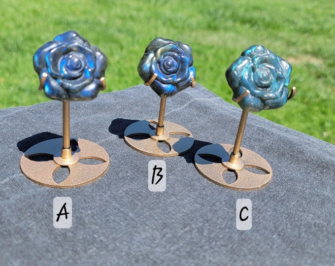 Flashy Mini Labradorite Crystal Rose
