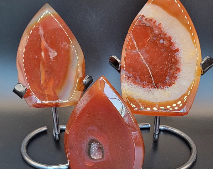 Carnelian Red Agate Crystal Mountains