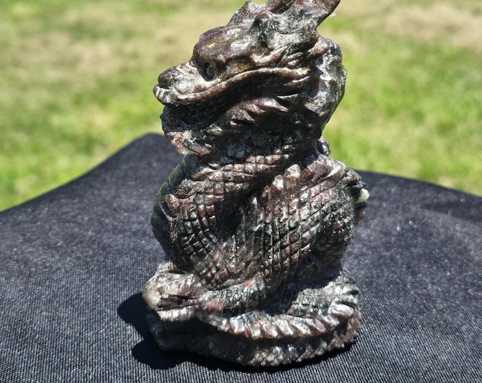 Garnet Loong Dragon Snake Crystal Carving