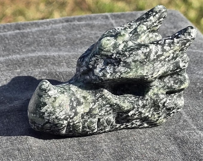 Serpentine Jade Crystal Dragon Head