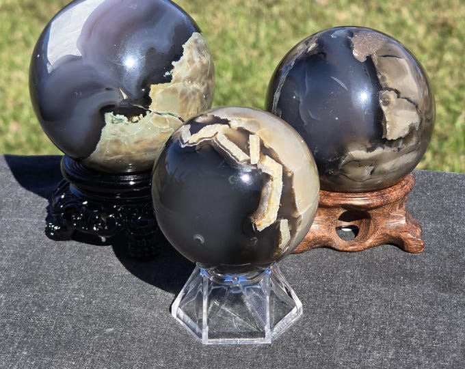 Fluorescent Volcano Agate Crystal Spheres