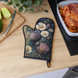 Midnight Wildflower Oven Mitt | Cottagecore Oven Mitt | Faeriecore Decor | Housewarming Gift | Floral Pot Holder