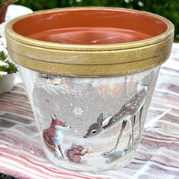 Enchanting Woodland Creatures Decoupage Plant Pot - Handcrafted Flower Pot with Foxes, Deer, and Squirrels - Garden Decor