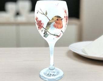Robin Wine Glass, Wine Glass, Christmas Wine Glass, Robin Gifts, Robin Decor, Christmas Table Decor, Christmas Gifts, Gift for Mum, Gifts