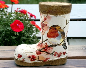 Hand-Painted Robin Mini Wellie Boot Planter - Charming Garden Decor, Small Ceramic Plant Pot for Succulents and Flowers