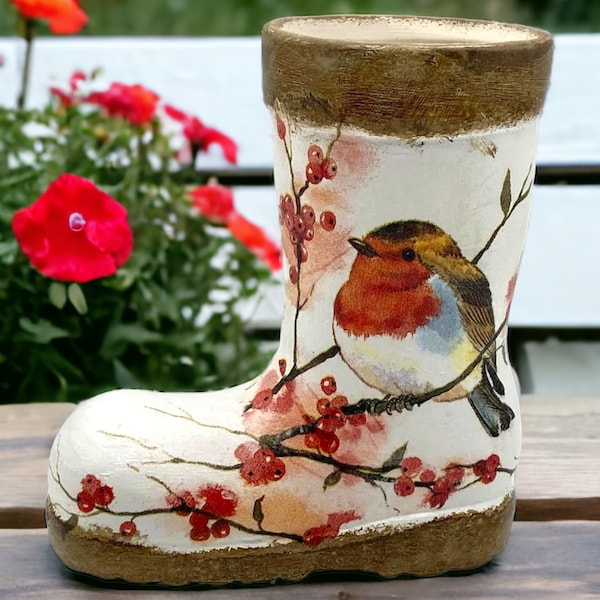 Hand-Painted Robin Mini Wellie Boot Planter - Charming Garden Decor, Small Ceramic Plant Pot for Succulents and Flowers