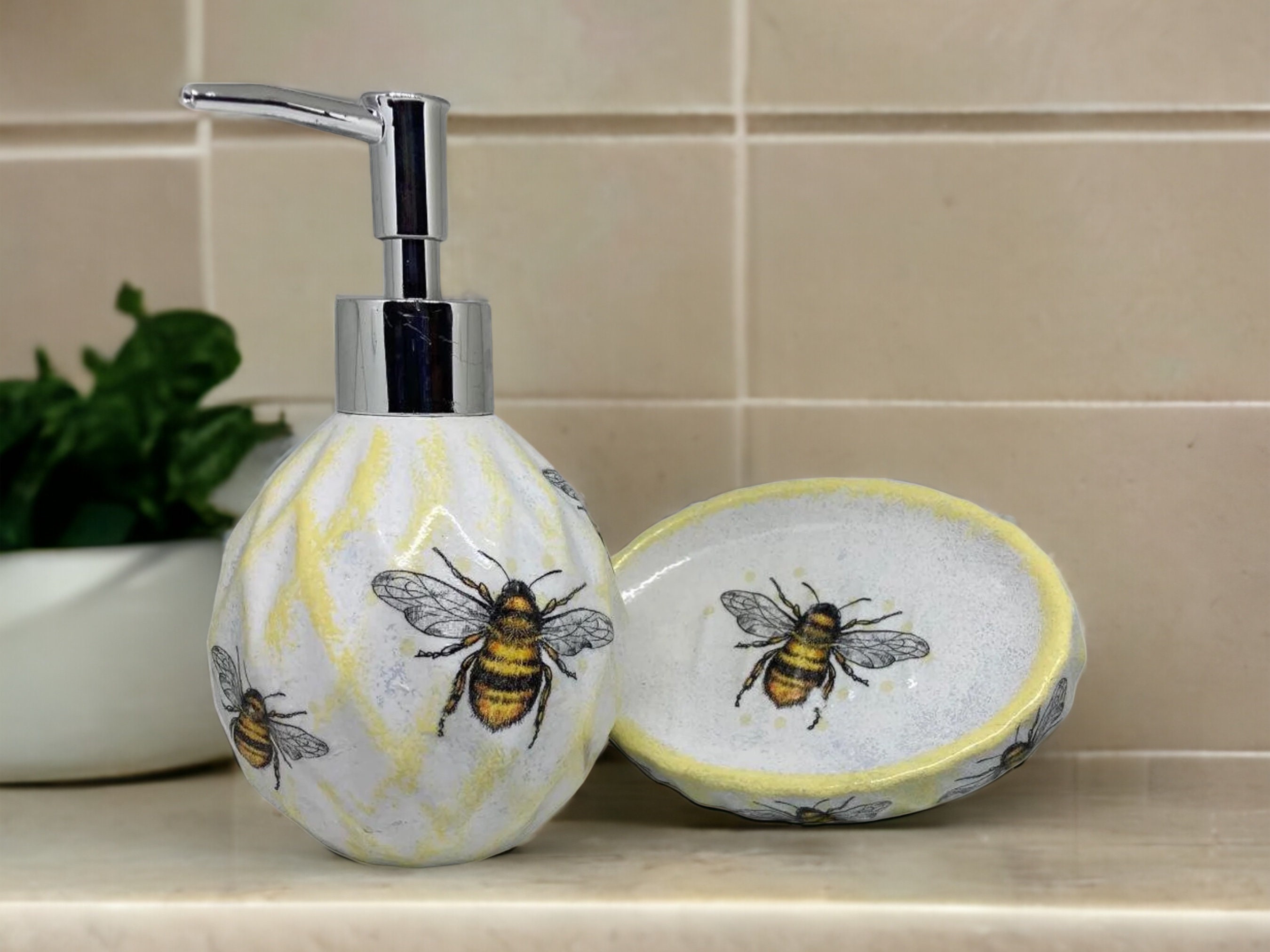 Bee & Bumble Organic Soap Making Kit