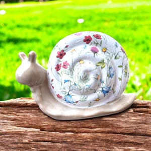 Snail Ornament, Snail Decor, Snail Garden Decor, Floral Snails, Snail Art, Wildflower Decor, Snail Gifts, Gift for Mum, Bluebell Gifts, Gift