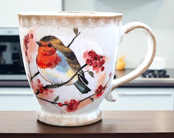 Robin Mug, Bird Mug, Robin Cup, Robin Mugs, Coffee Mug, Vintage Mugs, Footed Mug, Robin Gifts, Robin Decor, Robin Drinkware, Gift for Mum