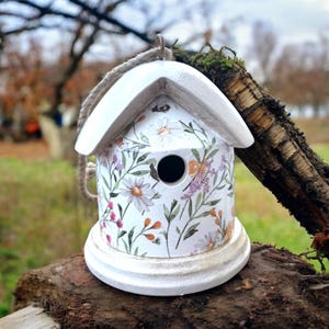 Mangeoire à oiseaux florale en bois, maison d&#39;oiseau suspendue, décoration de jardin