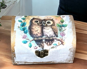 Betoverende houten kist: uilontwerp | Rustieke opberger en decoratie | Aandenkenschatkist | Sieradenopberger | Cadeau voor uilenliefhebbers
