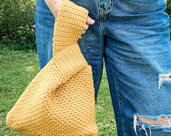 Wrist Clutch Bag: Crochet, Handmade, Japanese Mosu, Knot Bag
