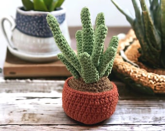 Crochet Aloe Vera Plant: Handmade, Artificial House Plant, Amigurumi - US Tariff Free