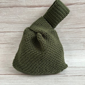 Crocheted Wrist Purse, Mosu Bag, Knot Bag, Fall/Autumn Winter Bag Purse Clutch image 4
