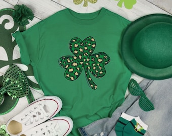 Leopard Shamrock St Patrick's Day T-Shirt: Green Irish Tee