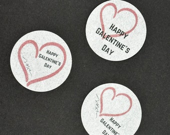 Edible drink toppers