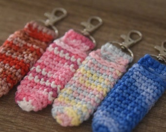 Porte-clés de baume à lèvres au crochet fait à la main | Chapstick | Baume à lèvres | Sac pendentif briquet