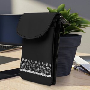 Cartera para teléfono celular - Cottagecore Rustic Shabby Chic Floral - Accesorio compacto y elegante para equipaje o para hacer recados - Estuche de vacaciones a juego