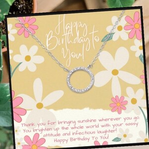 Daisy joyeux anniversaire collier-Roue de la vie pendentif-personnalisé, fait main personnalisé Daisy rétro carte-cadeau d'anniversaire pour Bestie-anniversaire floral