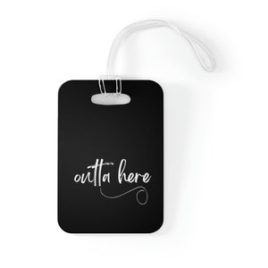Funny Outta Here tas tag-matching vakantie set-koffer bagagelabel-bruiloften/reünies-gepersonaliseerde reisset-bagage cadeau-koffer cadeauset