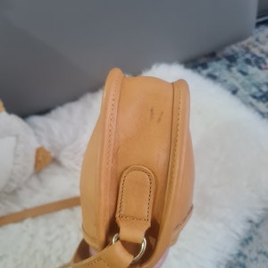 Yellow / Mustard Vintage Coach Wendie Zip 9031 image 4