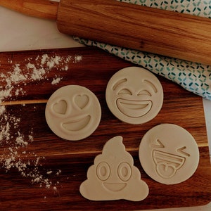 Emoji Cookie Cutter Set