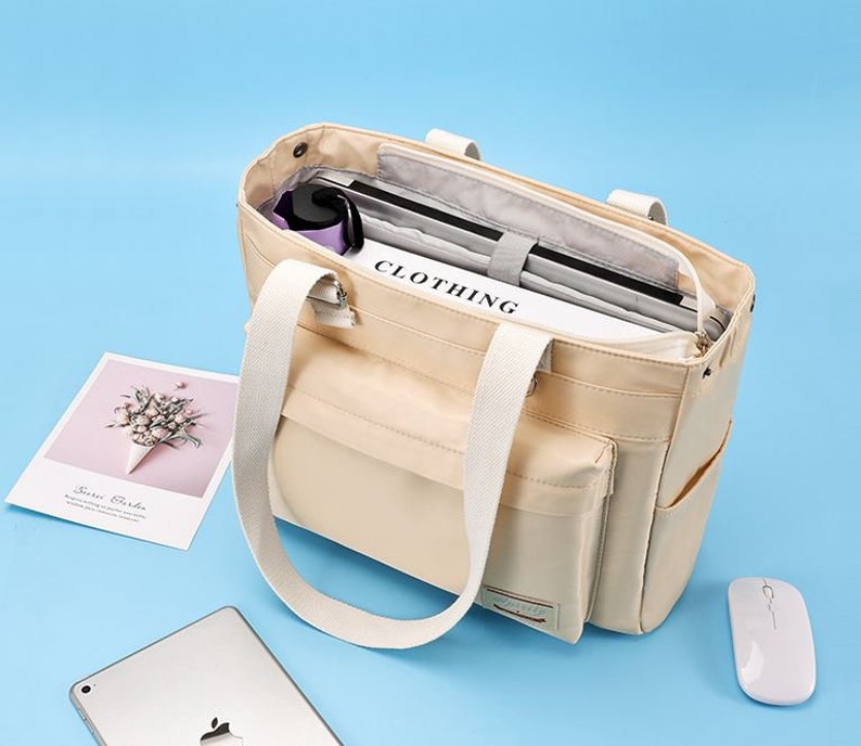 Sacoche étanche pour ordinateur portable Sac pour MacBook en tissu oxford doux Sacoche décontractée haut de gamme pour ordinateur portable Housse élégante à bandoulière pour ordinateur portable et MacBook Beige