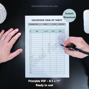 Puede incluir: Una hoja de inscripción de voluntarios con el texto "VOLUNTEER SIGN-UP SHEET" y las palabras "Instant Download". La hoja mide 21,6 x 27,9 cm y tiene secciones para organización, evento, fecha, ubicación, nombre, actividad, teléfono y correo electrónico. Una mano escribe en la hoja.