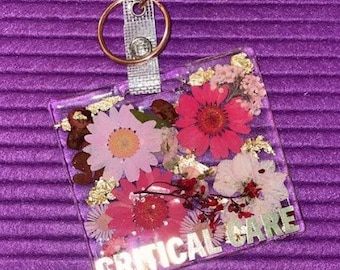 Floral badge buddy horizontal
