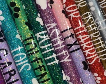 Epoxy glitter pen with paw prints and name