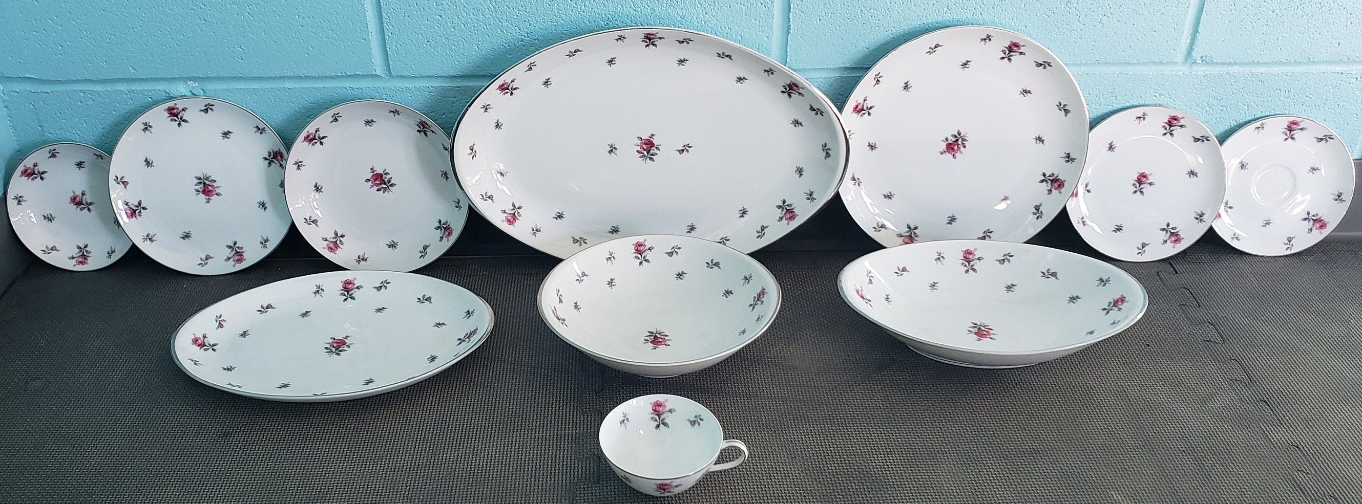 Rosechintz by Meito Japan Complete Fine China Dinnerware Set Rose