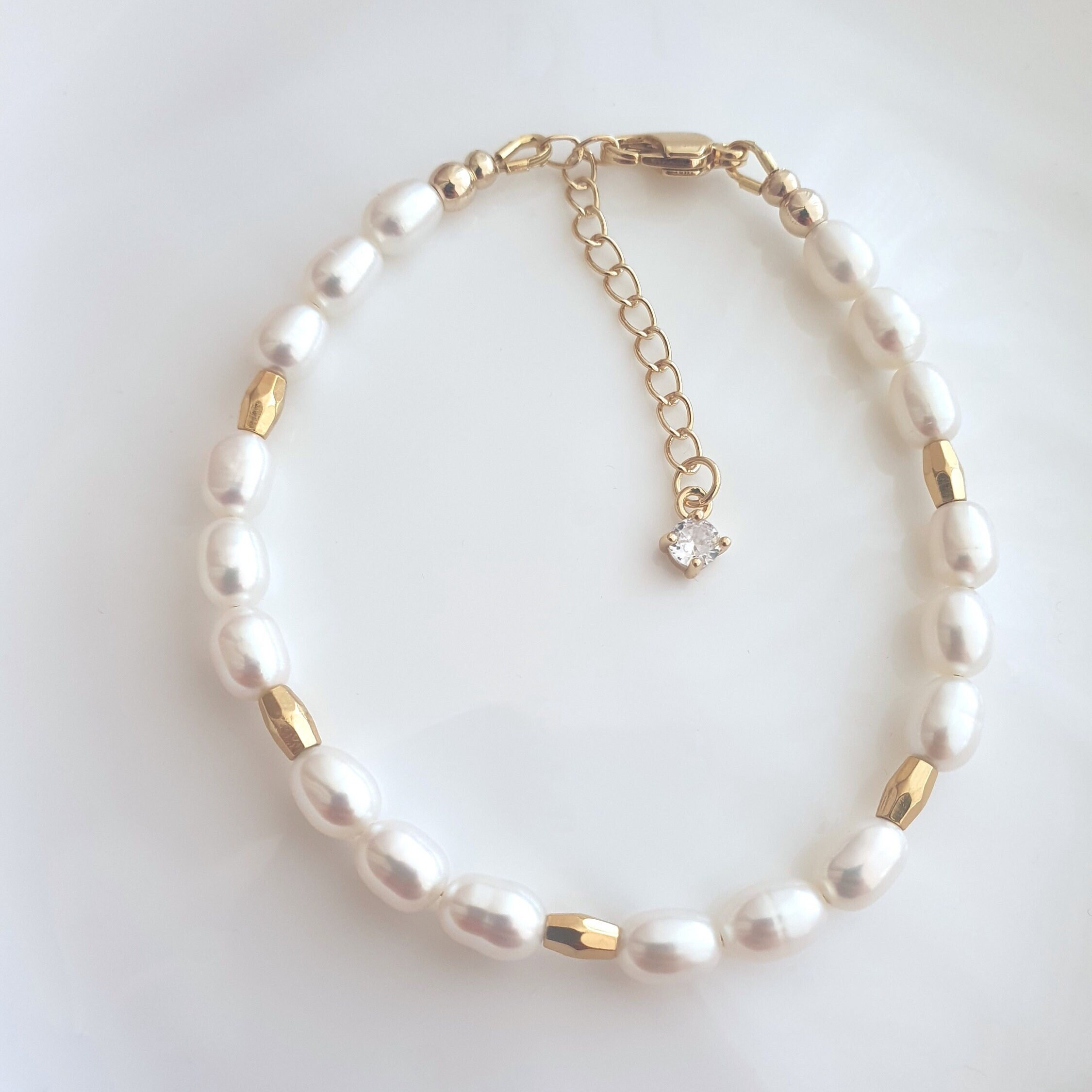 ブレスレット LESS IS MORE oval pearl bracelet Delicate Oval Pearl Bracelet | Minimal Pearl Bracelet | IB