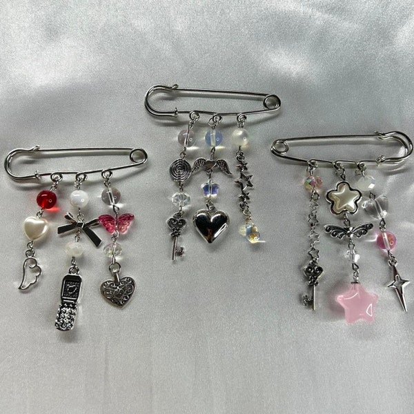 Beaded Bag Pins | Bag accessories, pins for purse, safety pin bag charm, coquette core, cottage core, y2k, gifts for valentines day,