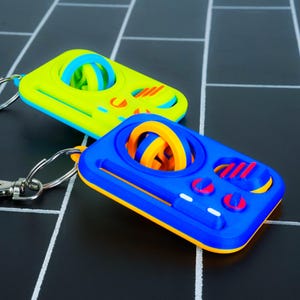 2pcs 3D Printed Fidget Keychain Charm- Stress Relief Spin Ring Toys, Cute Keychain Christmas Stocking Stuffers Gifts for Kids Him Her