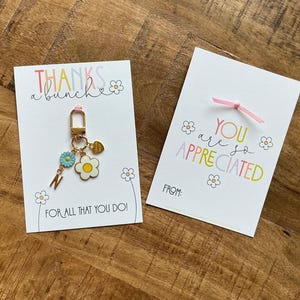 THANKS A BUNCH Keychain Gift – Personalized Flower Charm Keychain for Appreciation, Teacher Gift, Coworker Thank You, Custom Charm Options
